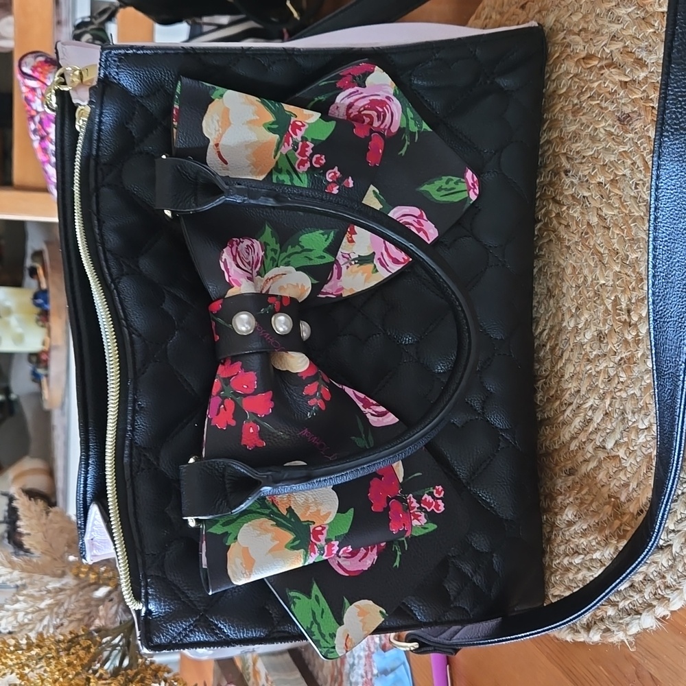 Betsey Johnson handbag